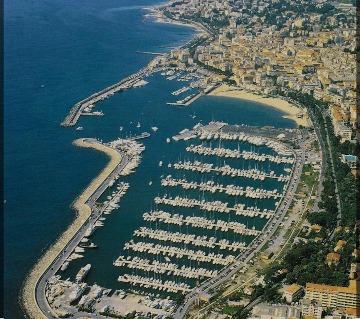 Ampio Appartamento Centrale Sanremo Exterior foto